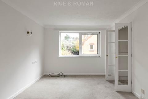 undefined, The Grove, Epsom KT17