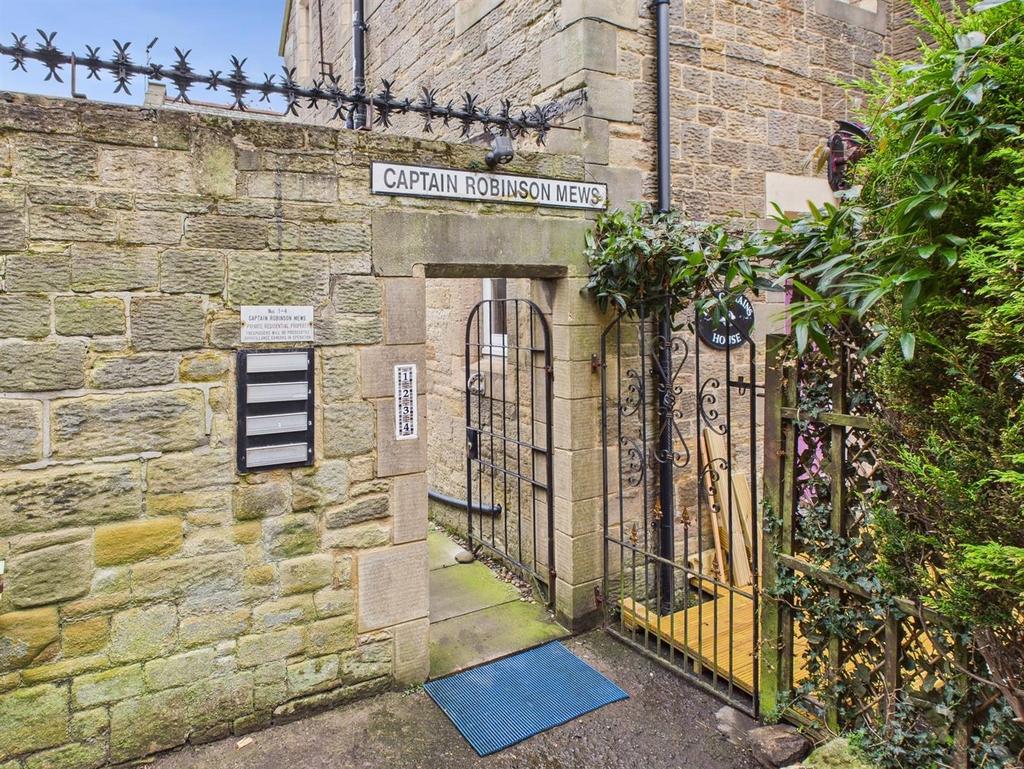 Communal entrance.jpg