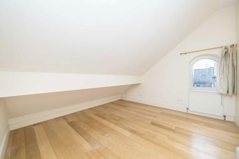 undefined, Richmond Road, Kingston Upon Thames KT2