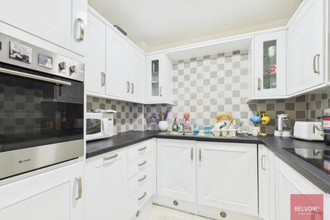 2 bedroom flat for sale, Willow Court, Swansea, SA3