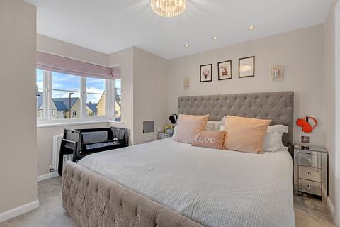 2 Bowood Drive, Brockworth, Gloucester, GL3 4UN