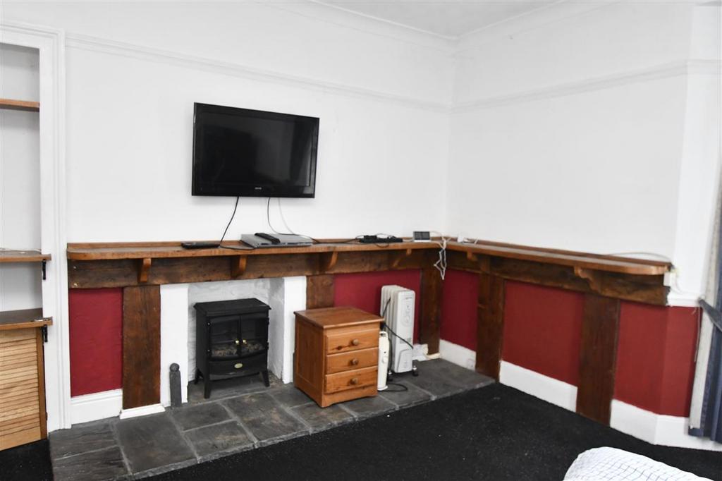 Living/dining room