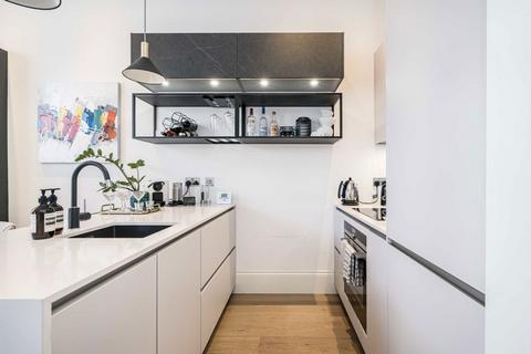1 bedroom flat to rent, Westbourne Park Road, London W11
