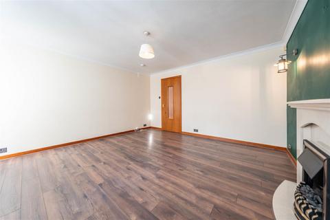 2 bedroom house for sale, Romangate, Dunning, Perth