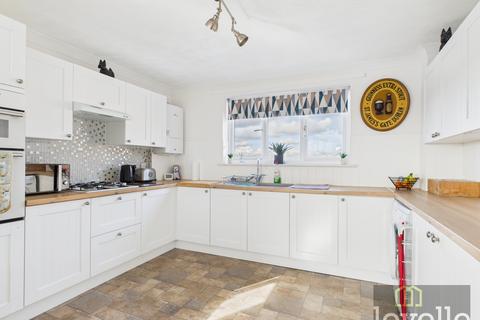 undefined, Queens Park Flats, Mablethorpe LN12