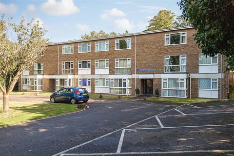 The Grove, Epsom