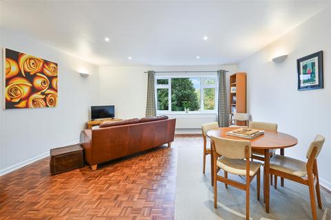 undefined, The Grove, Epsom