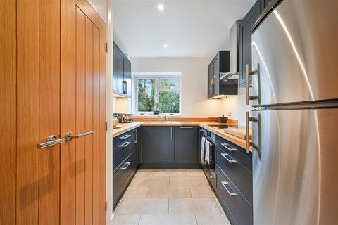 undefined, The Grove, Epsom