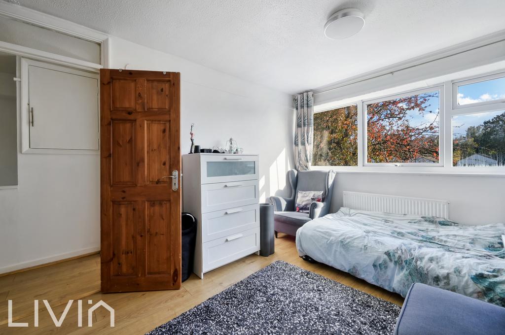 Chichele gardens, 18 (16 from 27) 9
