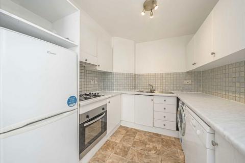 2 bedroom flat to rent, Cape Yard, London E1W