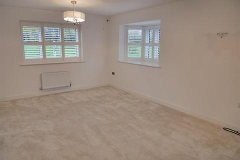 undefined, Juniper Close, Calne