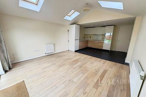 5 bedroom terraced house to rent, Glebe Farm Drive, Trumpington, Cambridge, CB2