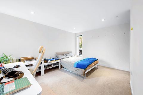 2 bedroom flat for sale, Napier House, Bromyard Avenue