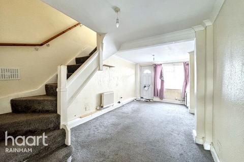 Upminster Road South, Rainham, RM13 9AA