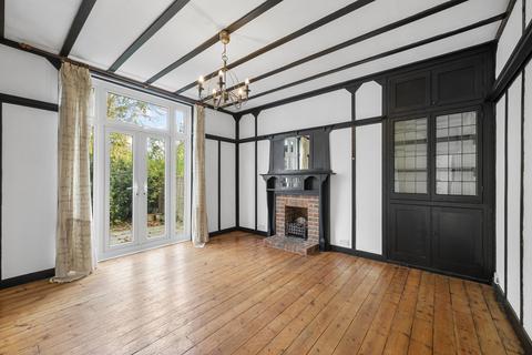 5 bedroom semi-detached house to rent, The Ridge, Surbiton KT5