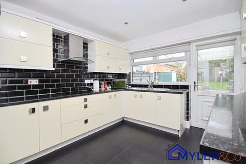 10 Nicholas Road, Widnes, WA8 8ST