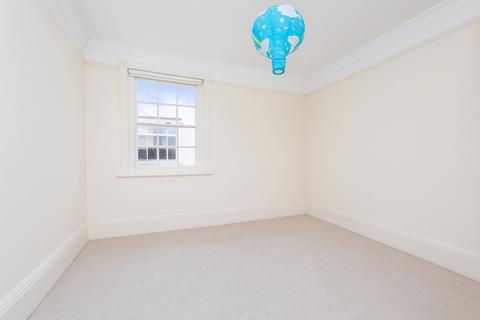 2 bedroom apartment to rent, Sussex Mansions, Brighton BN2
