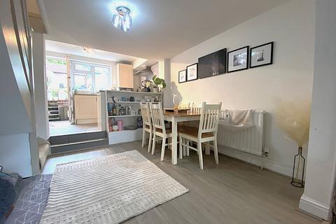 2 bedroom terraced house to rent, Wycombe Lane, Wooburn Green, HP10