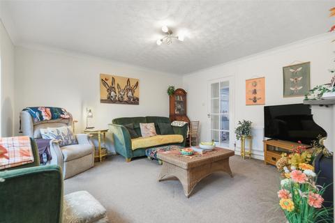 4 bedroom detached bungalow for sale, Orchard Grove, Diss IP22