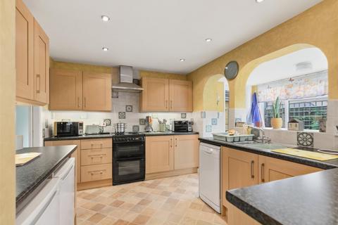 4 bedroom detached bungalow for sale, Orchard Grove, Diss IP22