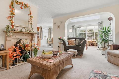 4 bedroom detached bungalow for sale, Orchard Grove, Diss IP22