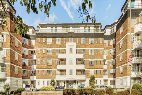 Nightingale Lane, London SW12