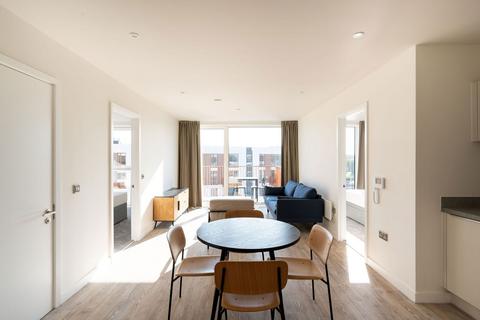 2 bedroom apartment to rent, Gillingham Gate Rd, Gillingham ME4