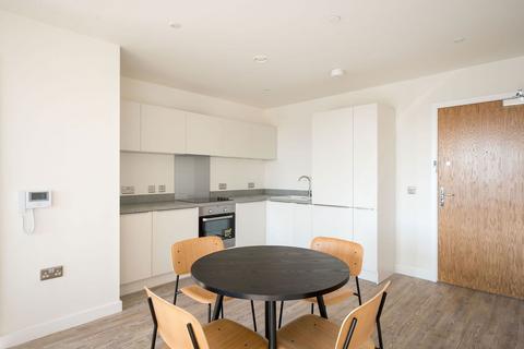 2 bedroom apartment to rent, Gillingham Gate Rd, Gillingham ME4