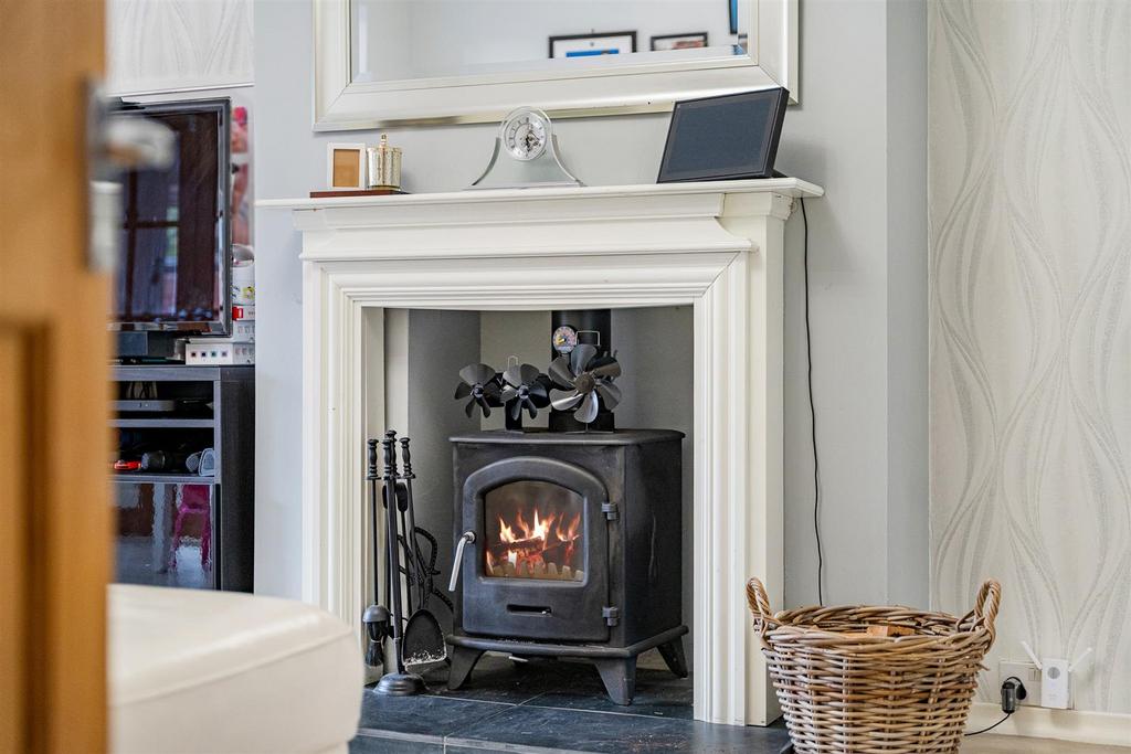 Lounge Fireplace