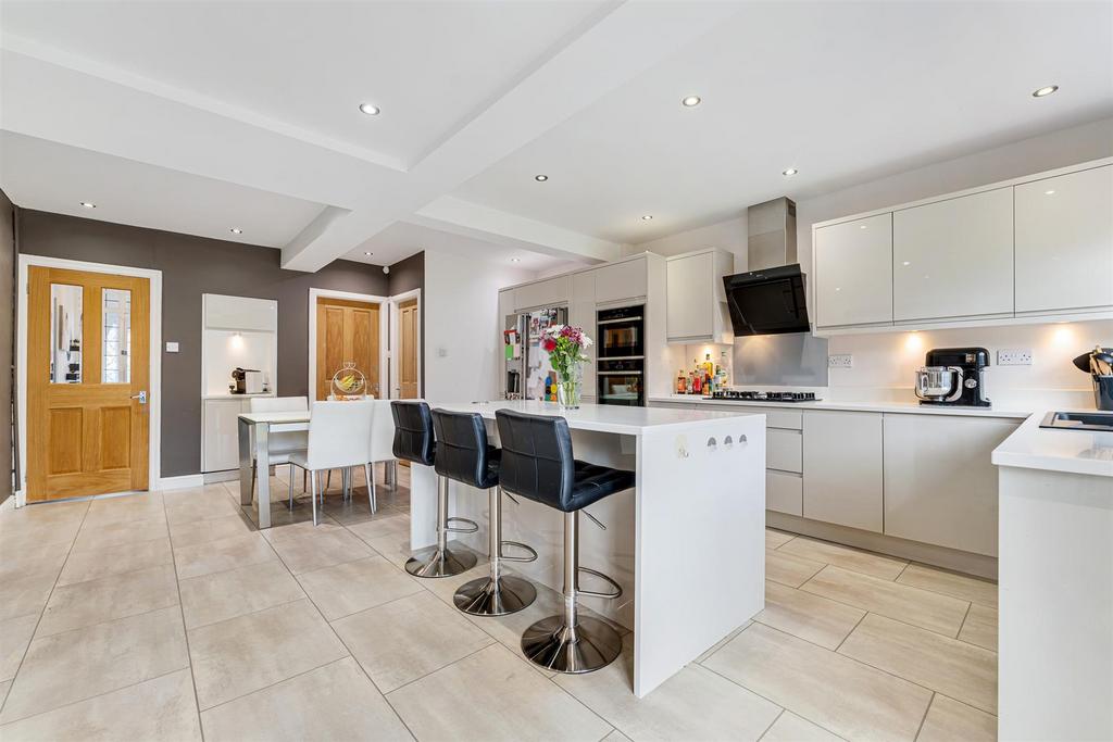 Kitchen 6