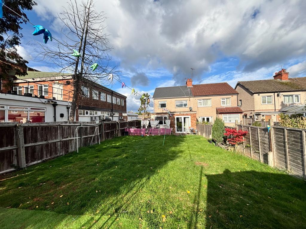 10 Beacon Road, Coventry, West Midlands, CV6 4 DR