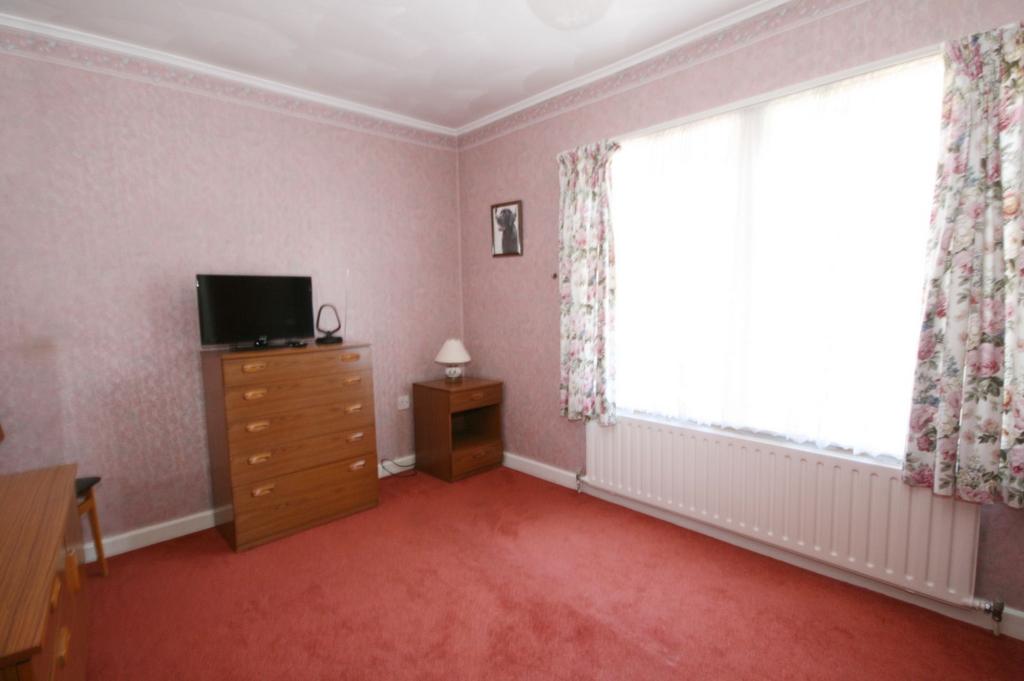Photograph 11