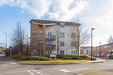 2 bedroom apartment to rent, Grangemoor Court, Cardiff CF11
