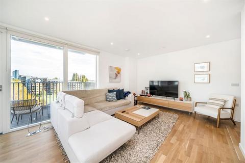 2 bedroom flat for sale, Grove Street, London SE8