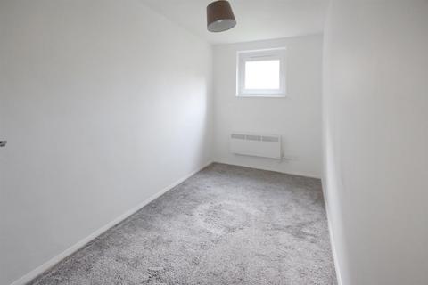 2 bedroom flat to rent, London Road, Patcham, Brighton
