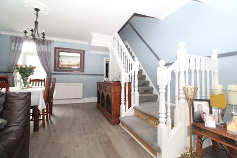 4 bedroom terraced house for sale, Rock Avenue, Gillingham, Kent, ME7