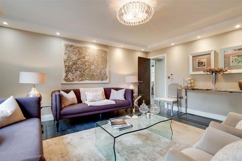 3 bedroom apartment to rent, St John's Wood Park, London NW8