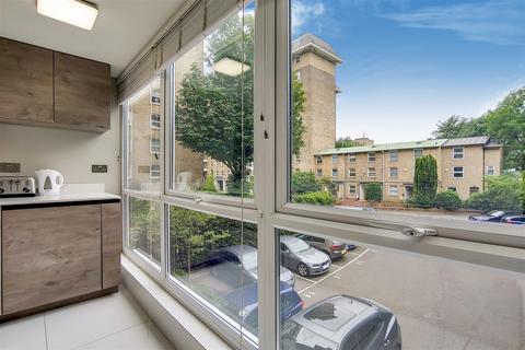 3 bedroom apartment to rent, St John's Wood Park, London NW8