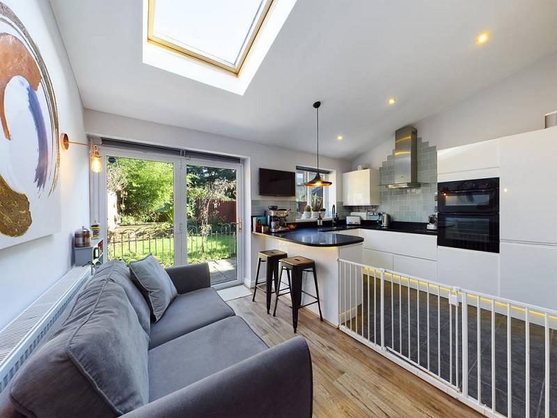 Open Plan Sitting Area/Dining Area/Kitchen