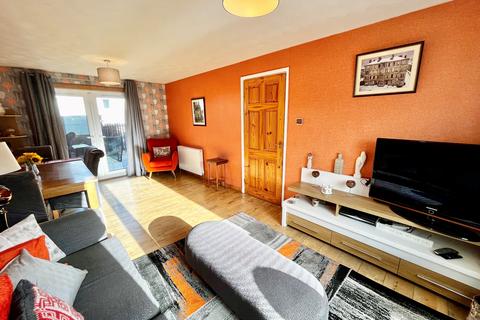 undefined, Norman Rise, Livingston EH54