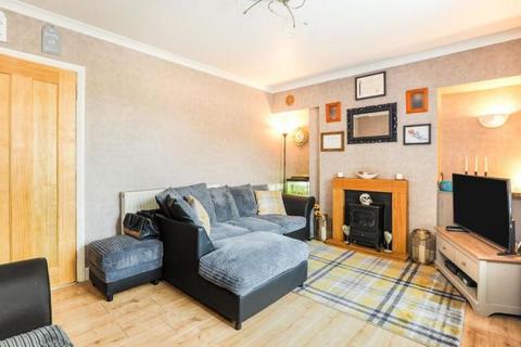 3 bedroom terraced house to rent, Leybourne Drive, NG5