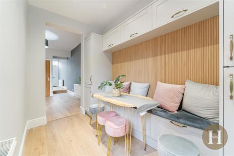 3 bedroom terraced house for sale, Earls Court Road, Harborne, Birmingham, B17