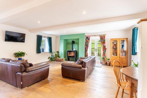 undefined, Llanfihangel-Nant-Bran, Brecon, LD3