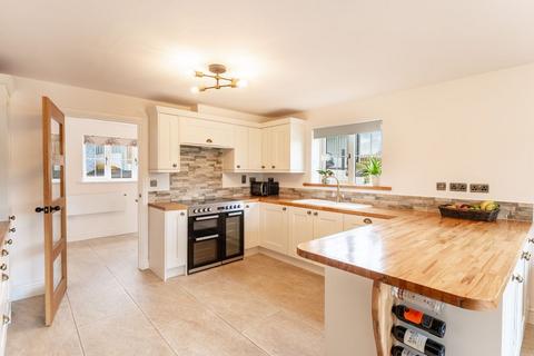 undefined, Llanfihangel-Nant-Bran, Brecon, LD3