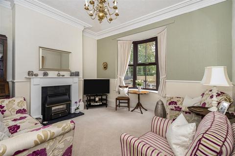 3 bedroom townhouse for sale, Beverley Road, Driffield, YO25