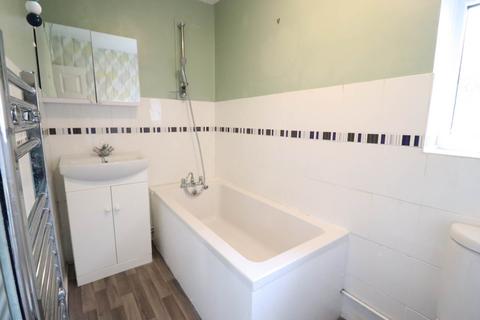 1 bedroom bungalow for sale, Raylen, High Wycombe HP12