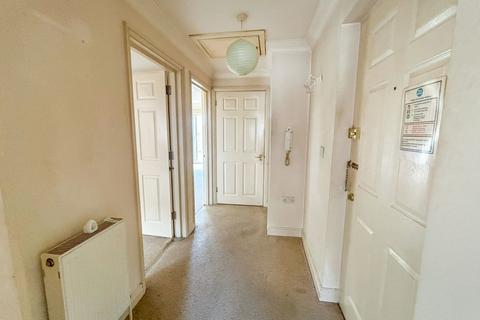 2 bedroom flat for sale, South Street, Ventnor PO38