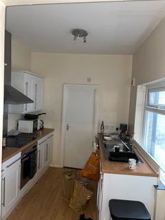 3 bedroom flat to rent, Shortridge Terrace, Newcastle Upon Tyne NE2