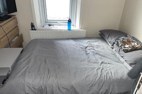 3 bedroom flat to rent, Shortridge Terrace, Newcastle Upon Tyne NE2