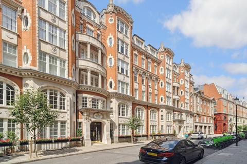 Basil Street, London, SW3